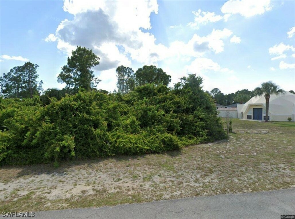 Property Photo:  164 Thornton Avenue S  FL 33974 