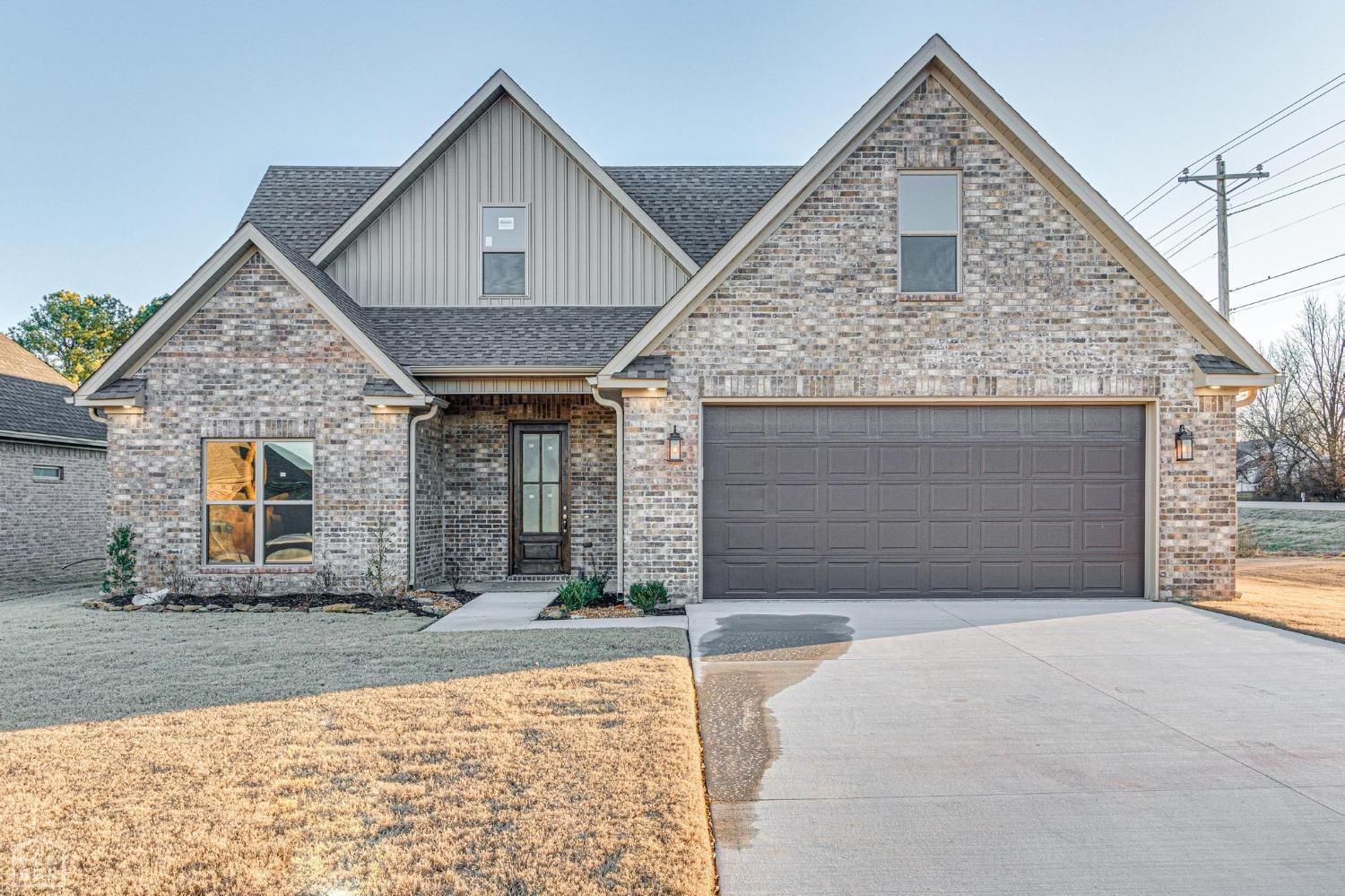 Property Photo: 100 Hidden Creek Drive AR 72417