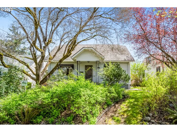 5516 NE 28th Ave  Portland OR 97211 photo