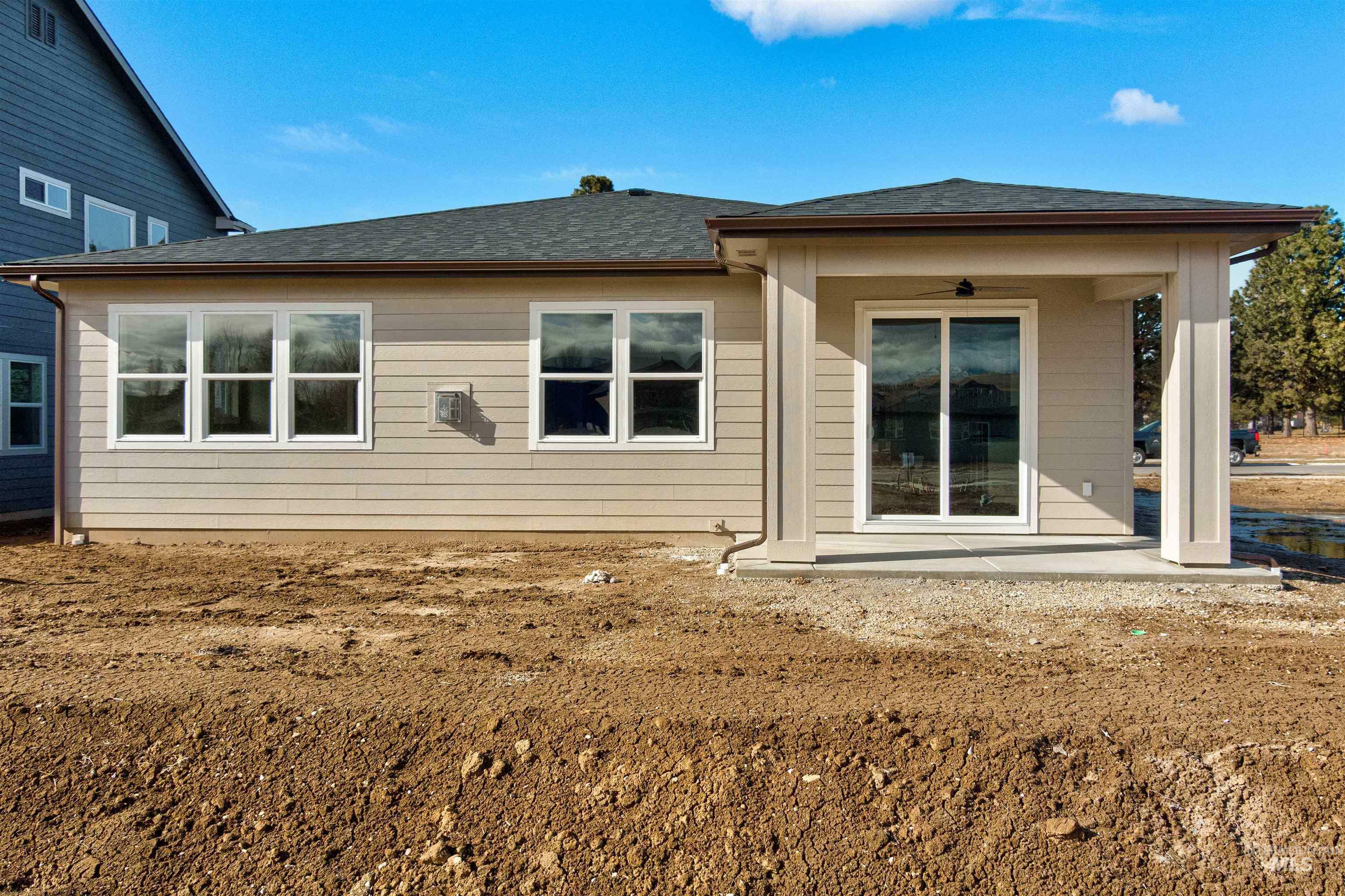 Property Photo: 467 N Plainfield Way ID 83616