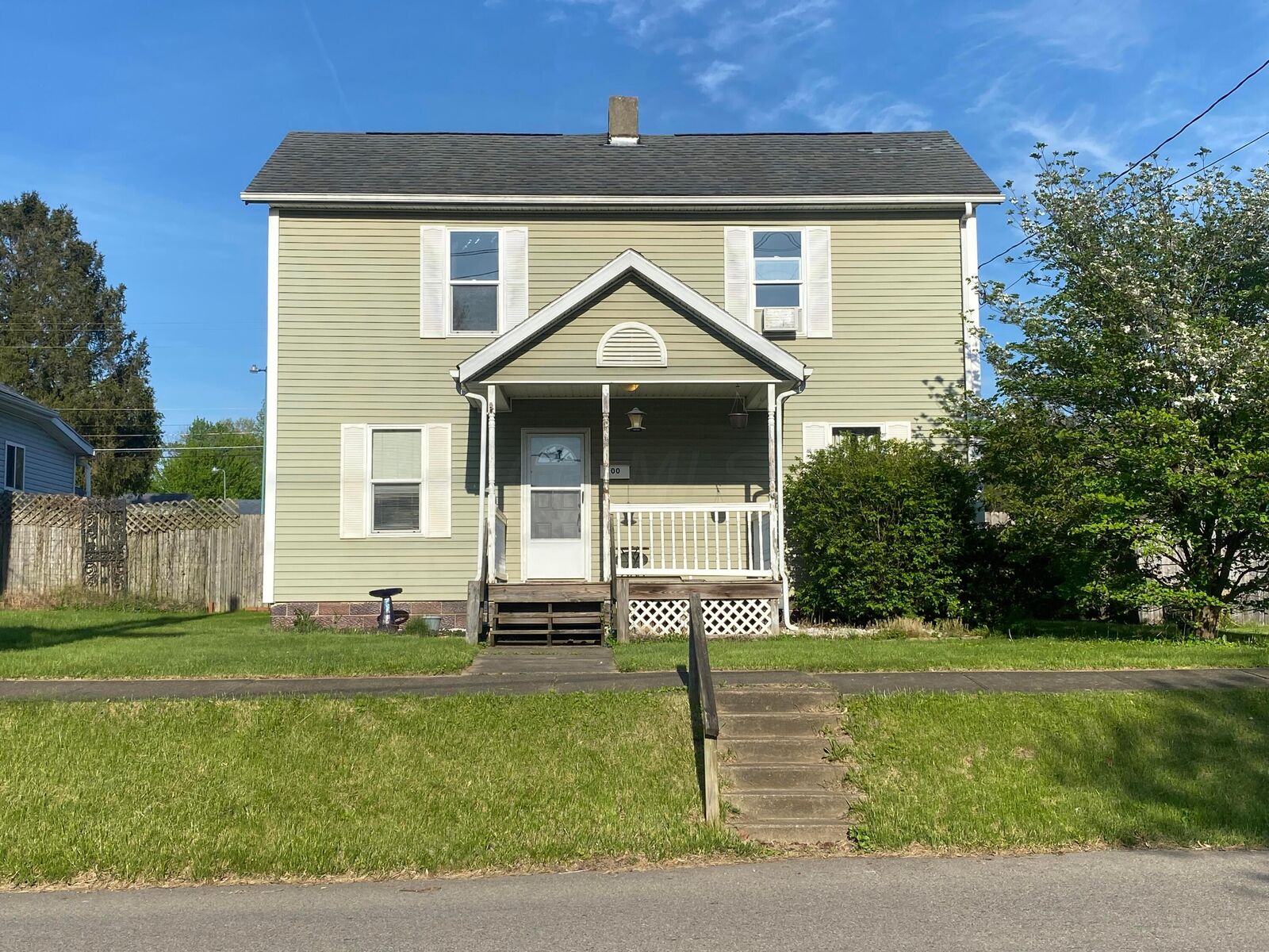 Property Photo: 100 S Pembroke Avenue OH 43701