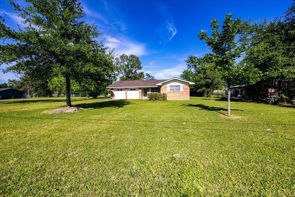 Property Photo:  2878 Lawn Oak Drive  TX 77632 
