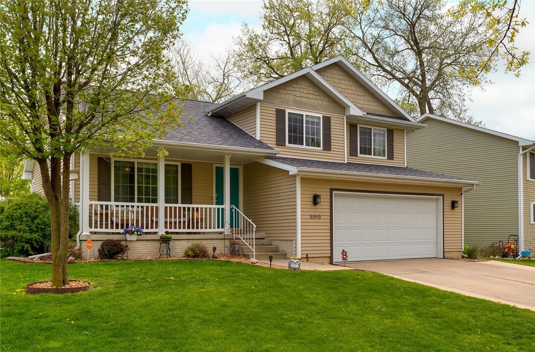 Property Photo:  3513 Village Run Drive  IA 50317 