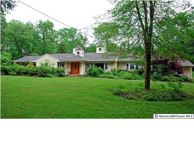 251 Chapel Hill Road  Middletown NJ 07748 photo