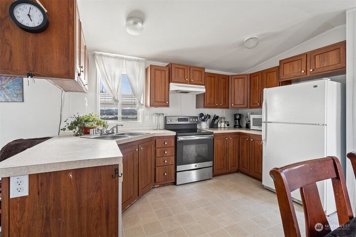 Property Photo:  8080 Harborview Drive M4  WA 98230 