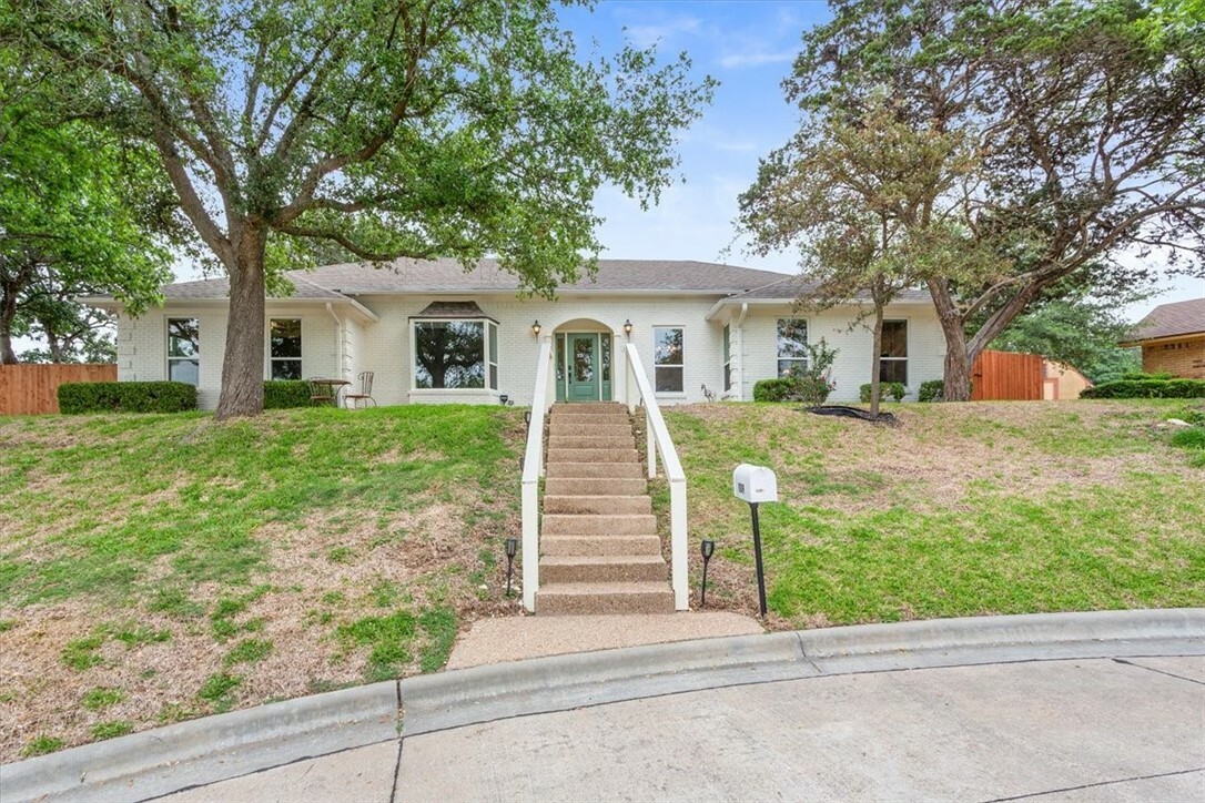 Property Photo:  1109 Amberidge Terrace  TX 76712 