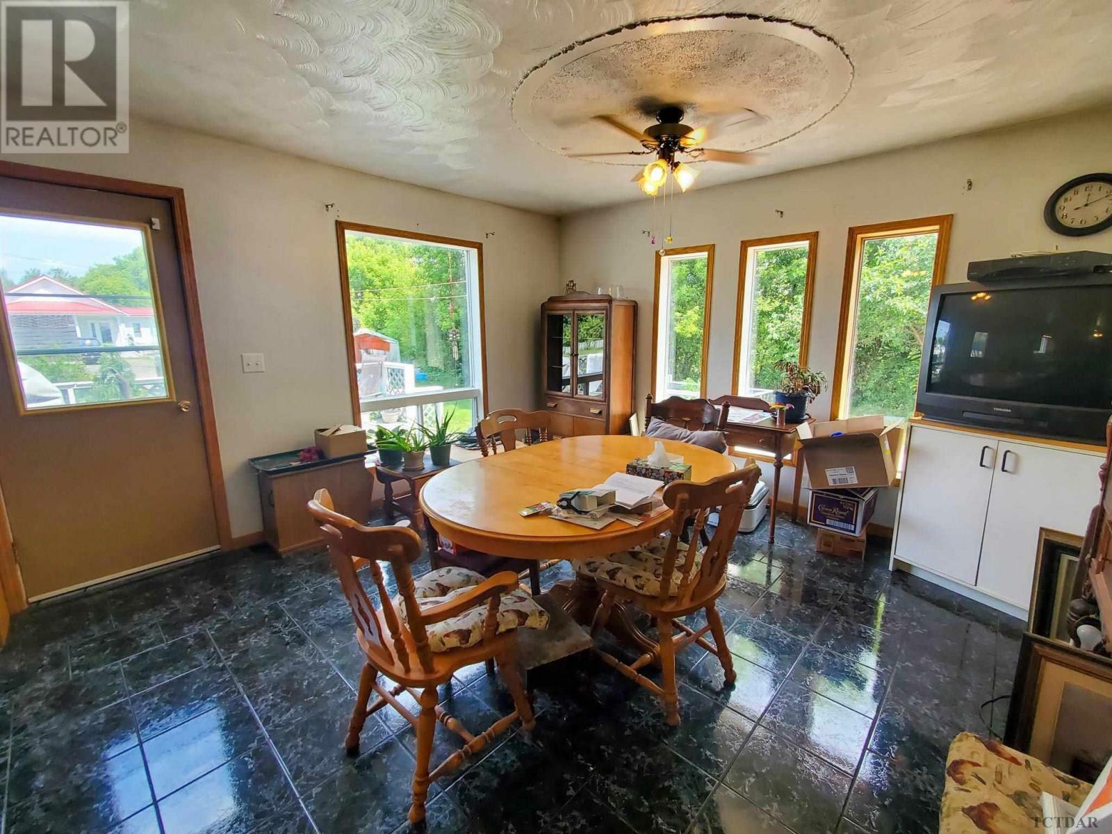 Property Photo:  19 Prince St  ON P0J1H0 