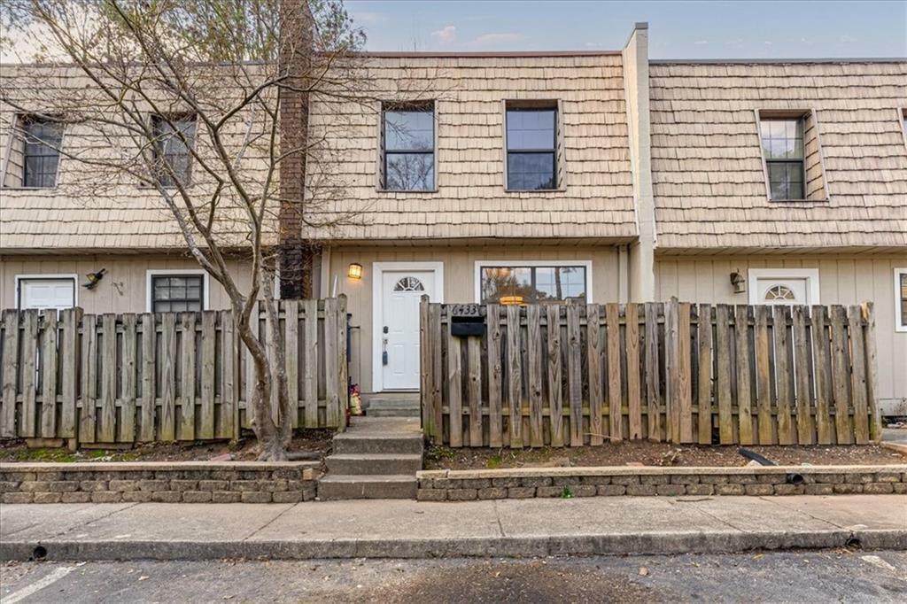 Property Photo: 6433 Woodstone Terrace GA 30260