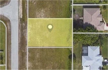 Property Photo: 609 NW 17th Avenue FL 33993