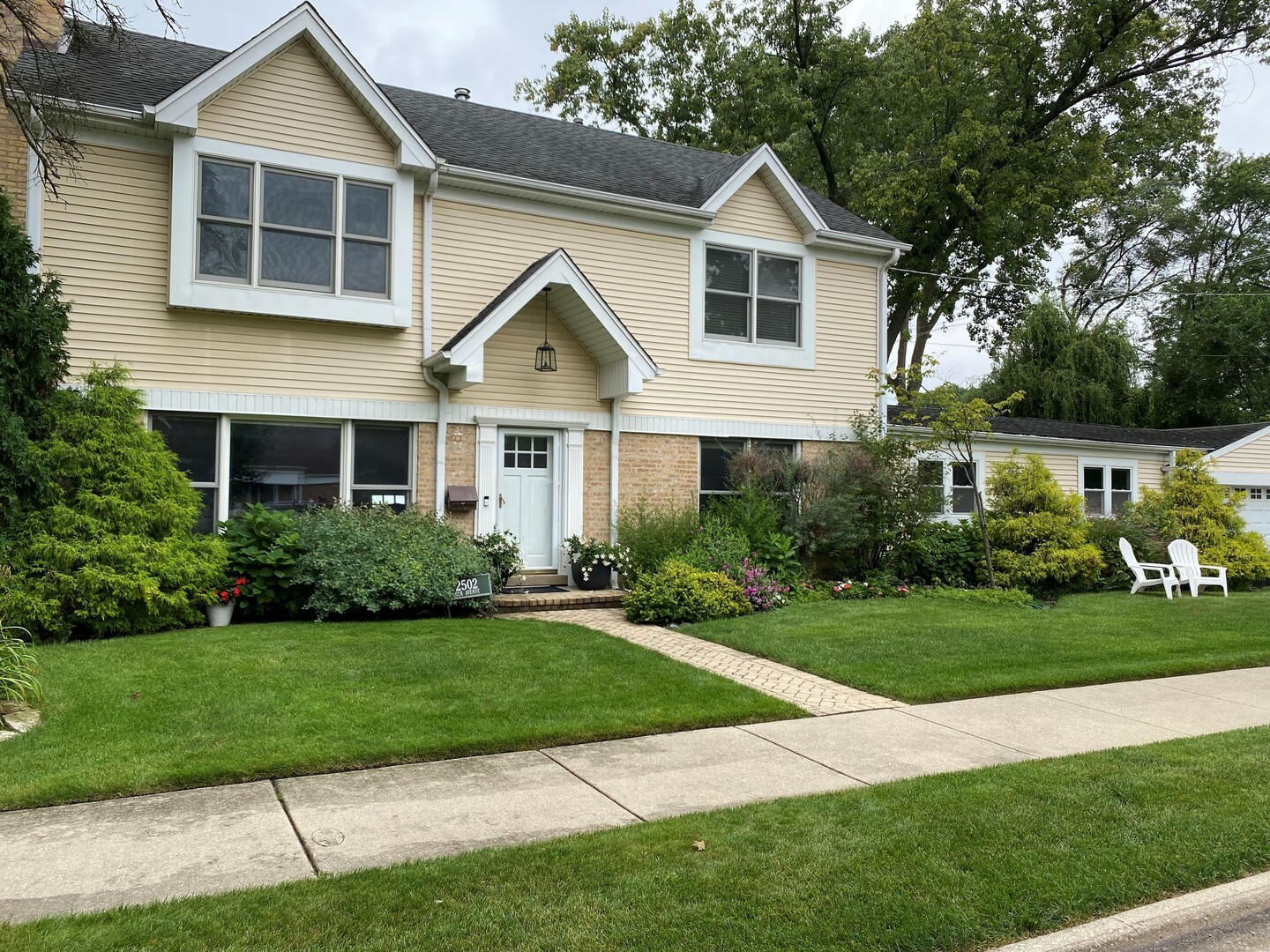 2502 Oak Avenue  Northbrook IL 60062 photo