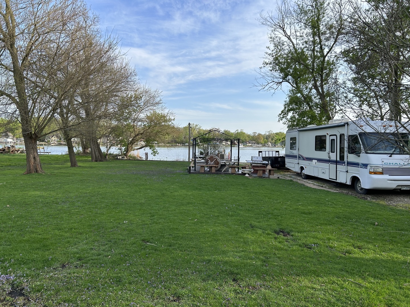 Property Photo:  4126 N Riverdale Drive  IL 60051 