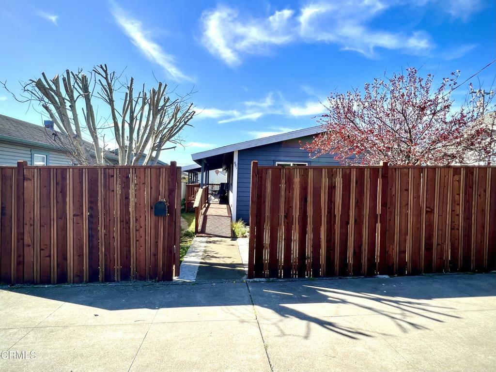Property Photo:  451 N Harold Street  CA 95437 