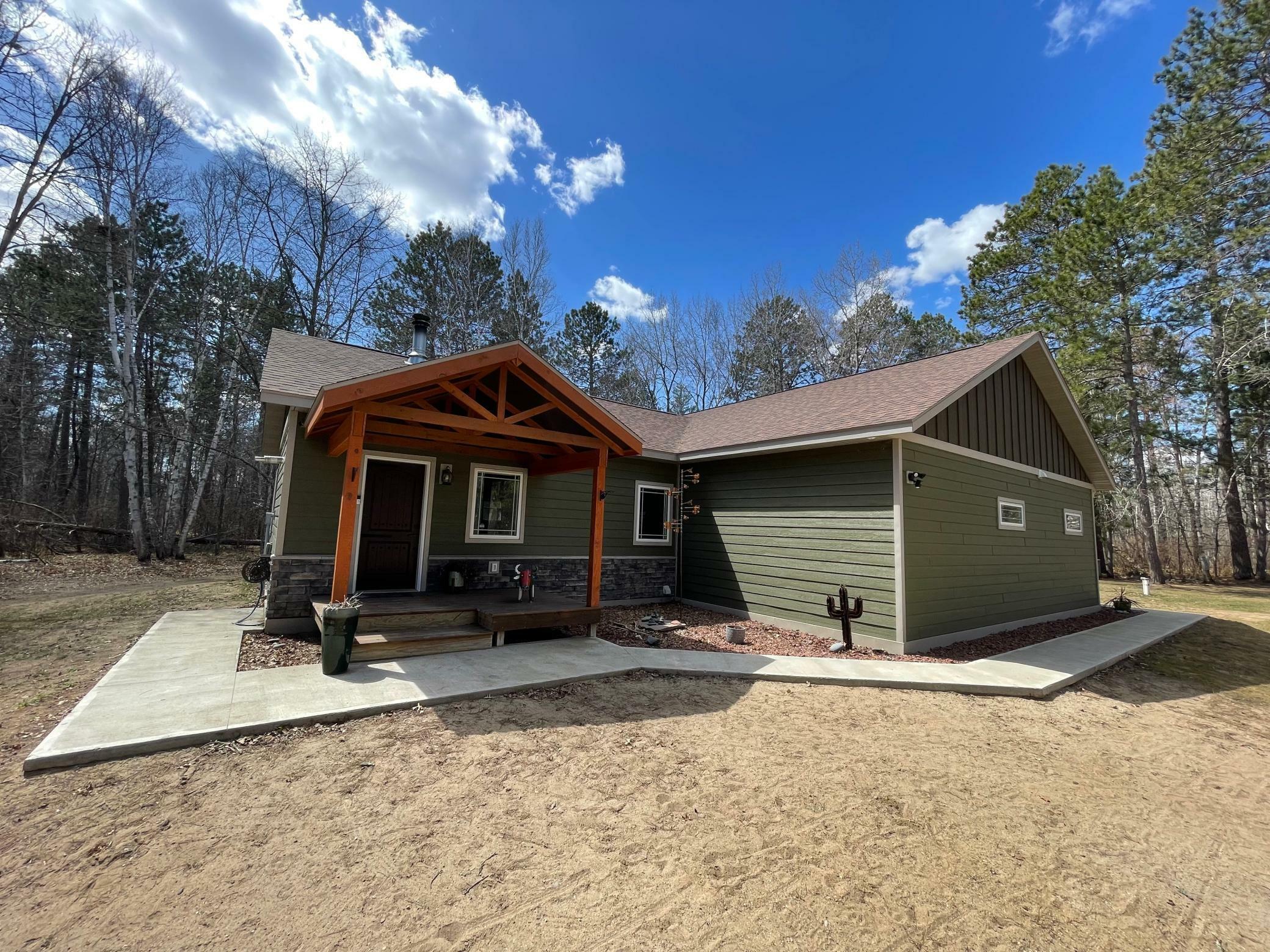 Property Photo: 11846 Muskie Lane SE MN 56601