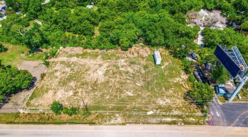 Property Photo: 5214 S R L Thornton Freeway TX 75232