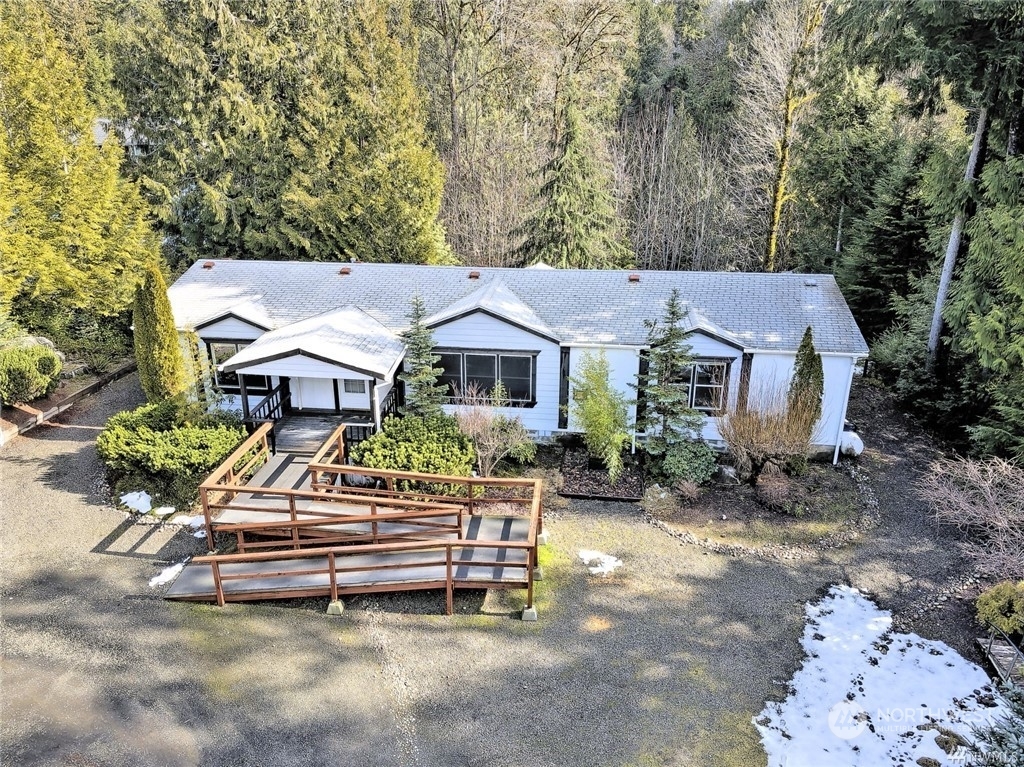 Property Photo:  221 E Cougar Lane  WA 98584 