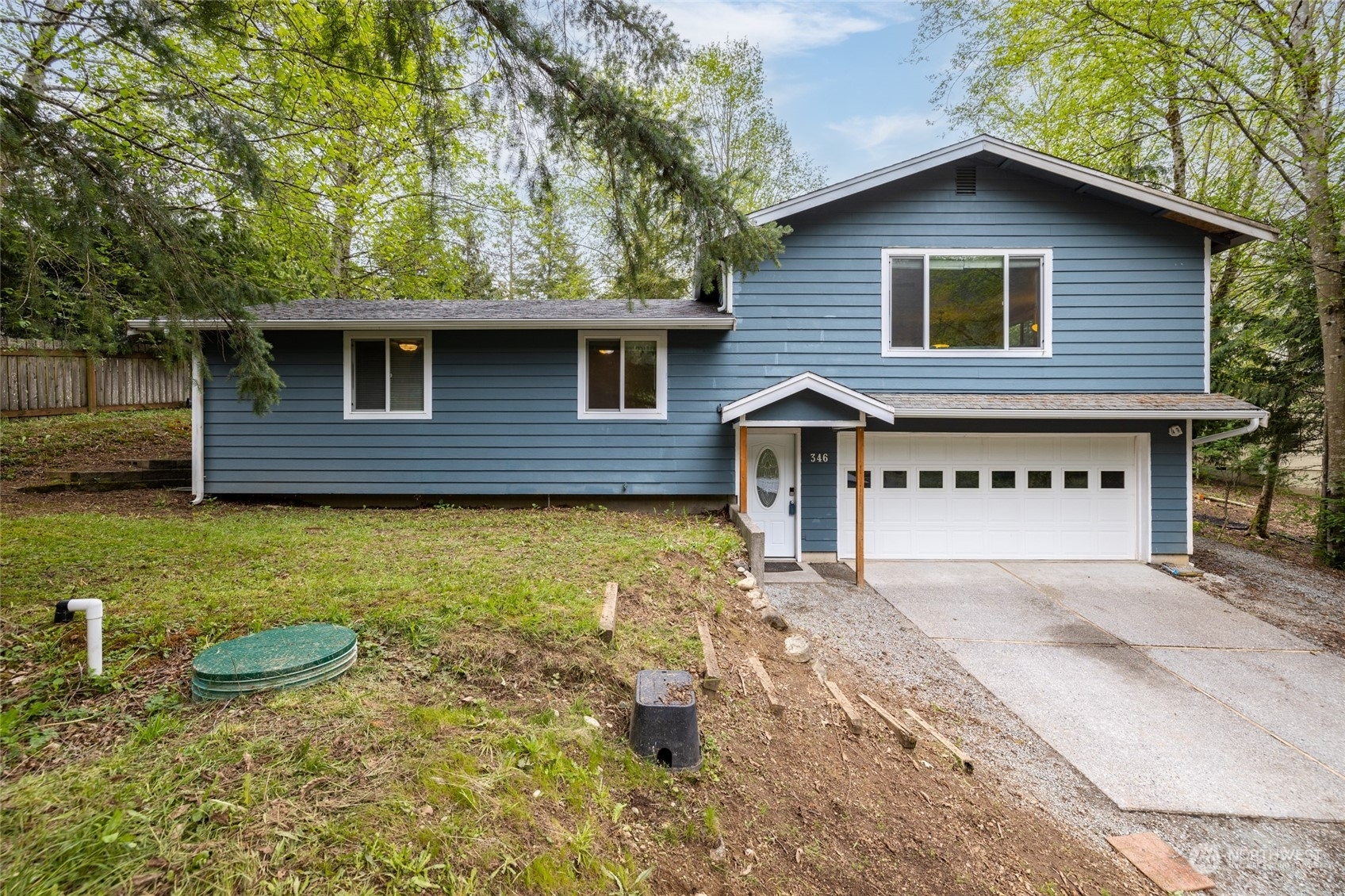 Property Photo:  346 Ridgeway Place  WA 98284 