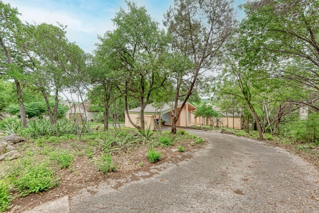 Property Photo:  1811 Brookhaven Drive  TX 78704 