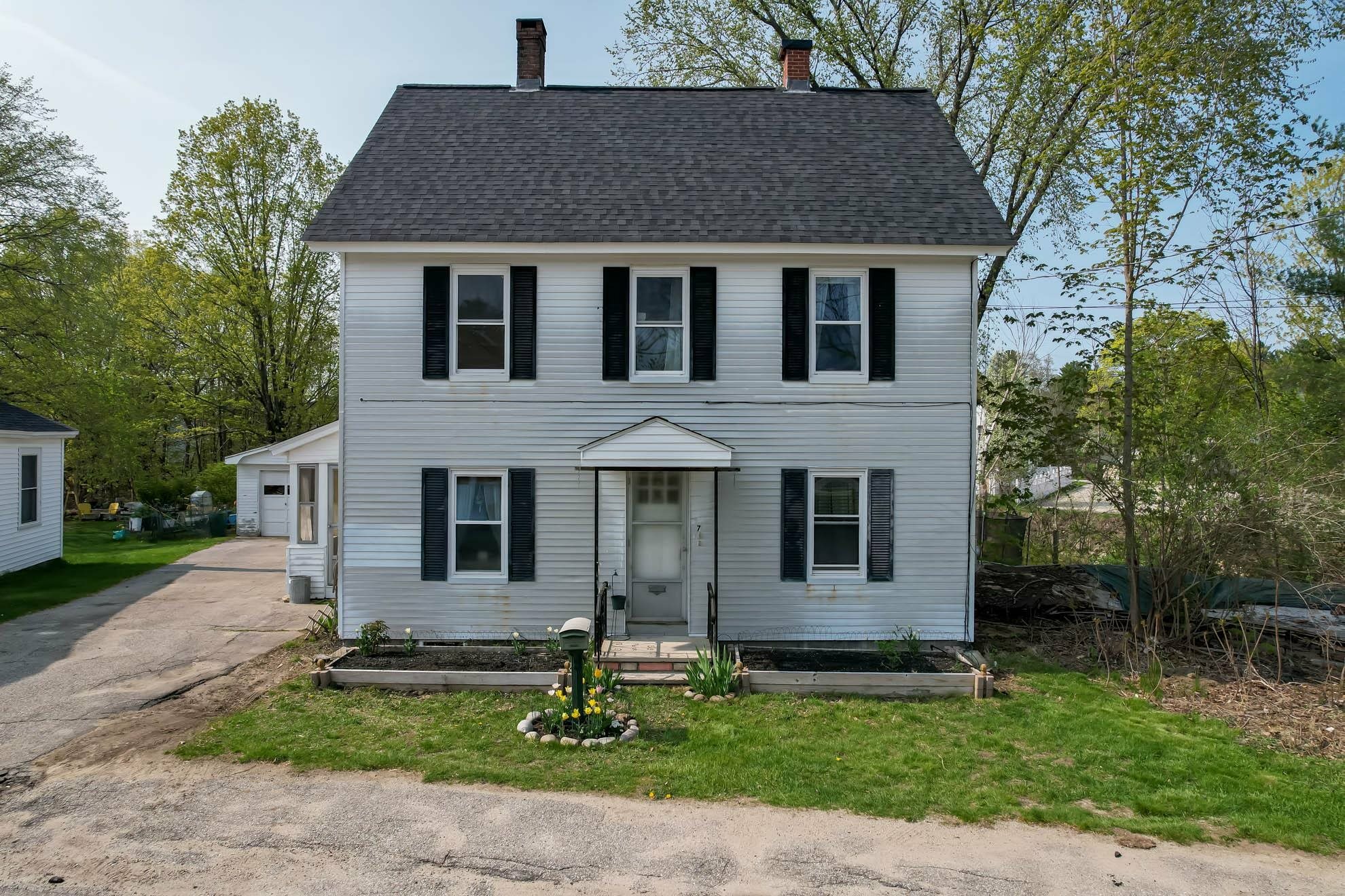 Property Photo:  7 Maple Street  NH 03835 