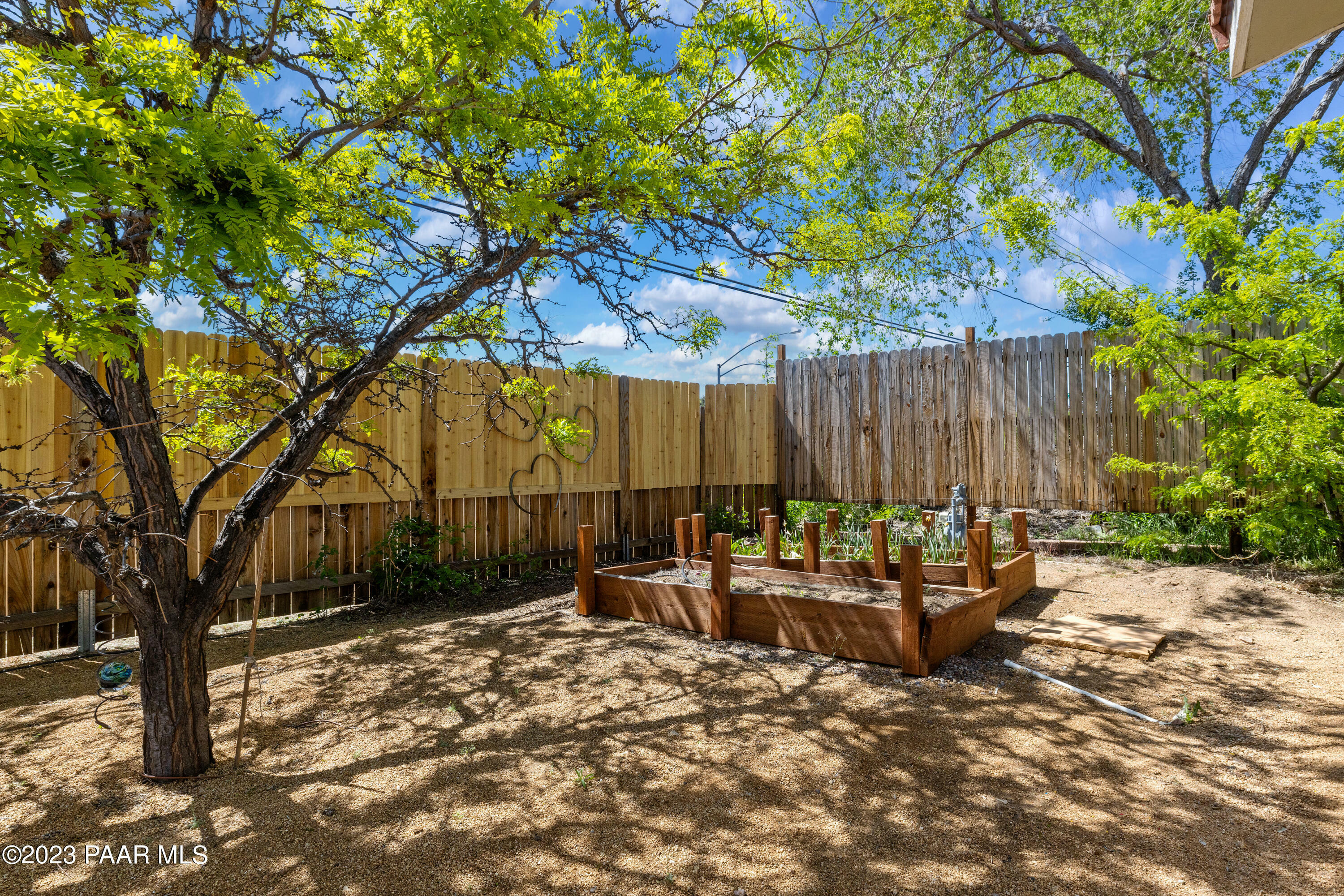 Property Photo: 1219 Willow Creek Road AZ 86301