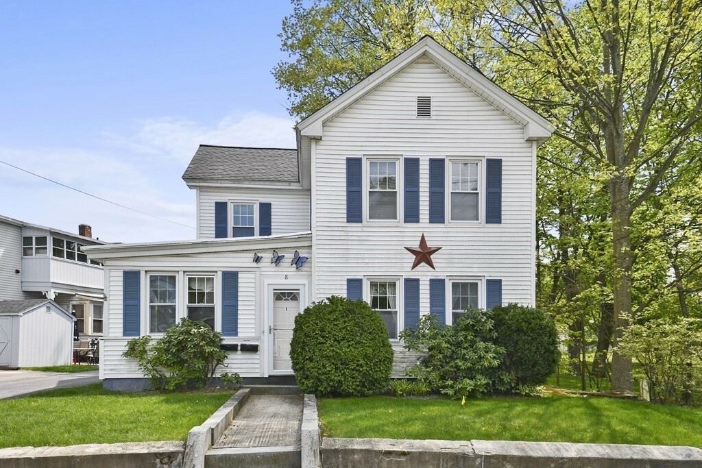 Property Photo:  8 Franklin Street  MA 01453 