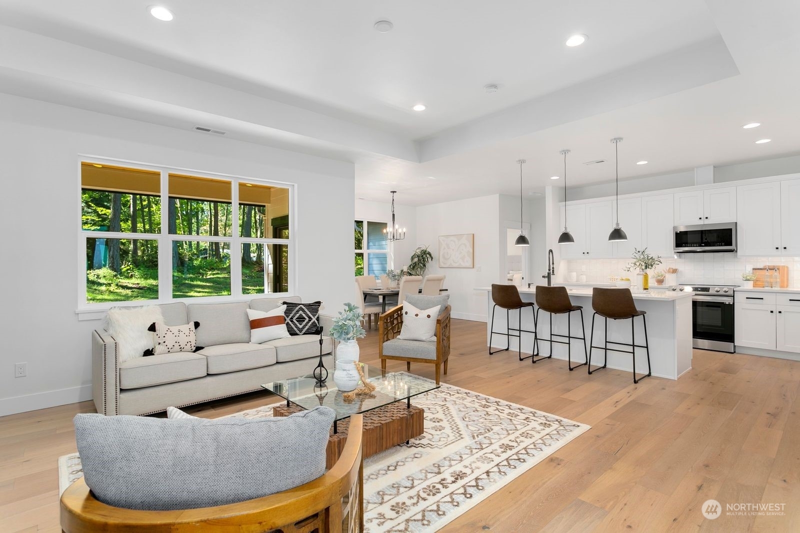 Property Photo: 4977 E Blue Lady Lane WA 98260