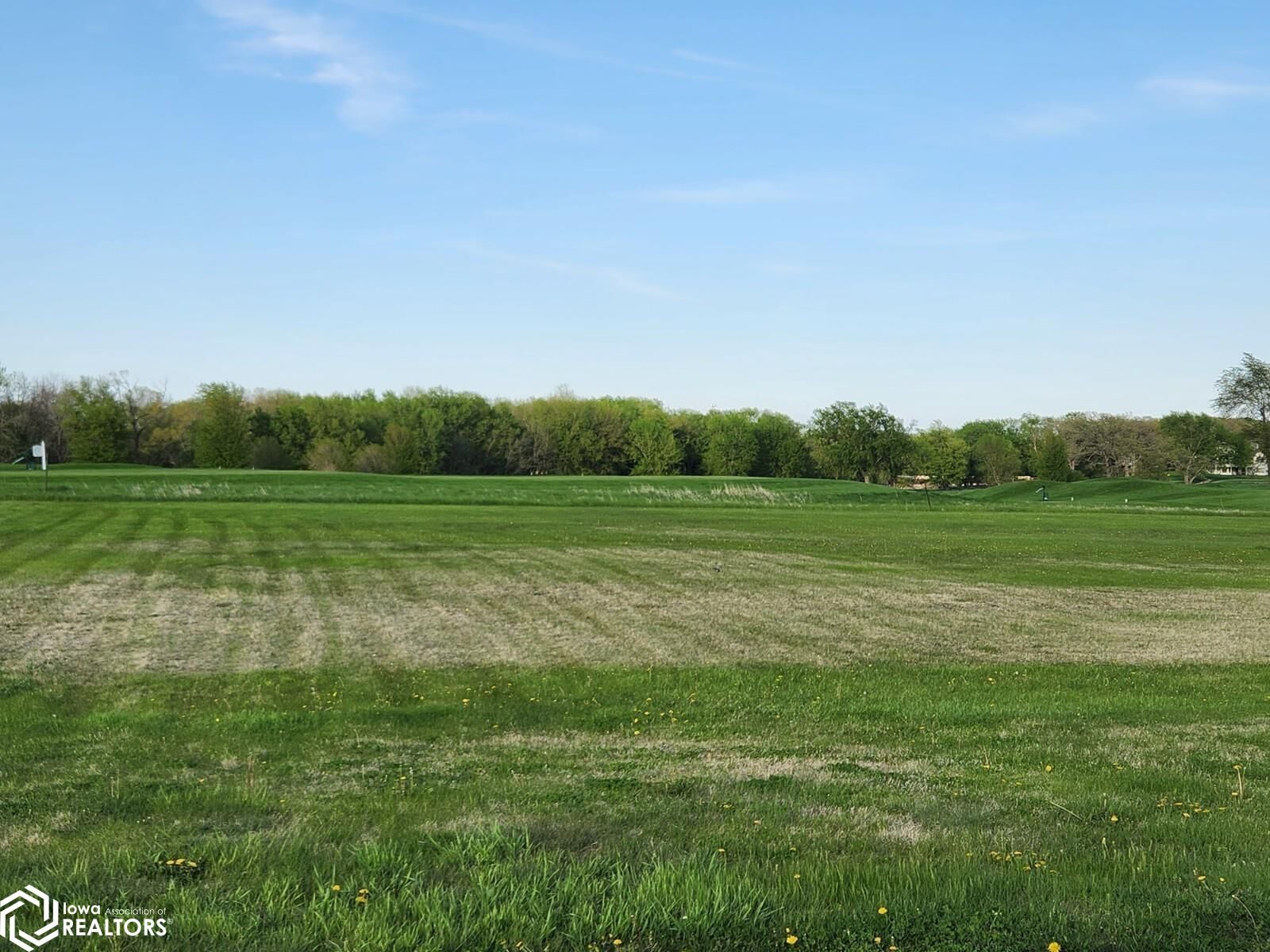 Property Photo: 422 Brickyard Road IA 50475