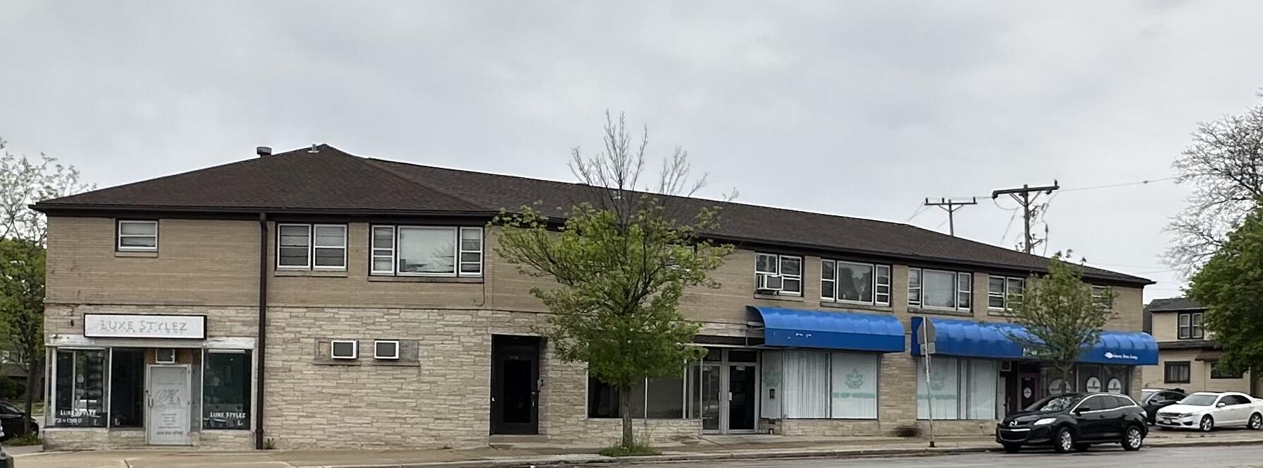 9155 W Lisbon Ave  Milwaukee WI 53222 photo