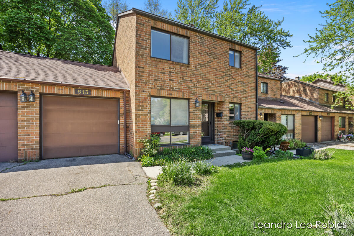 Property Photo: 513 Lafayette Avenue SE MI 49503