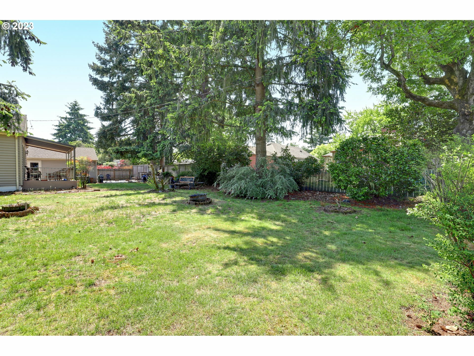 Property Photo: 4841 NE Cesar E Chavez Blvd OR 97211