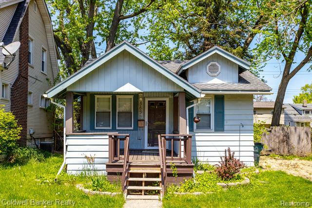 Property Photo: 565 Academy Street MI 48220