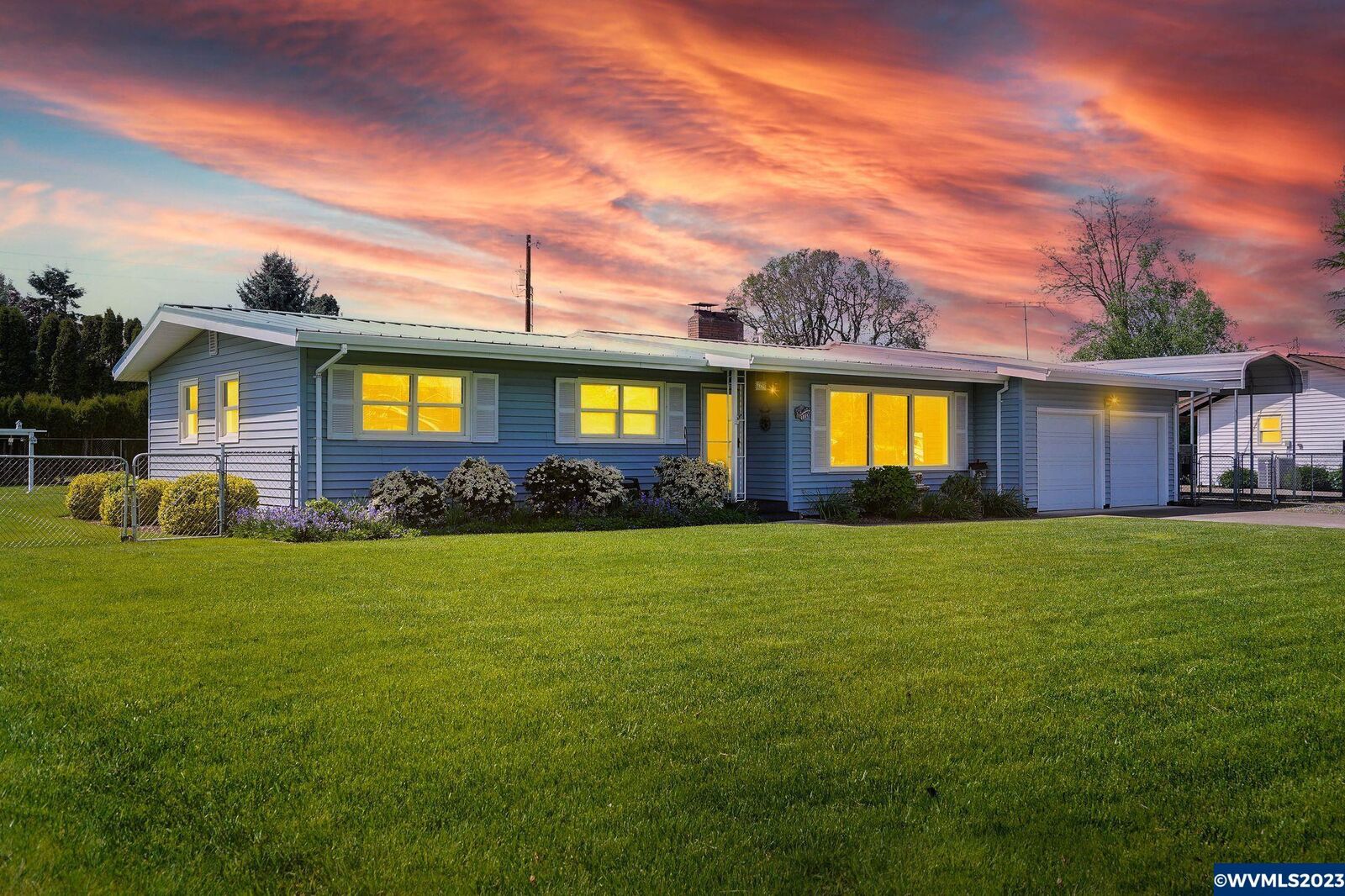 Property Photo: 4661 Harlan Dr NE OR 97305