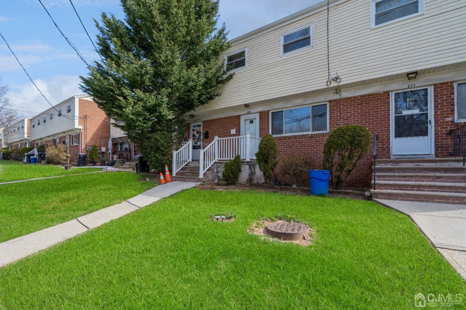 Property Photo:  253 S 11th Avenue  NJ 08904 