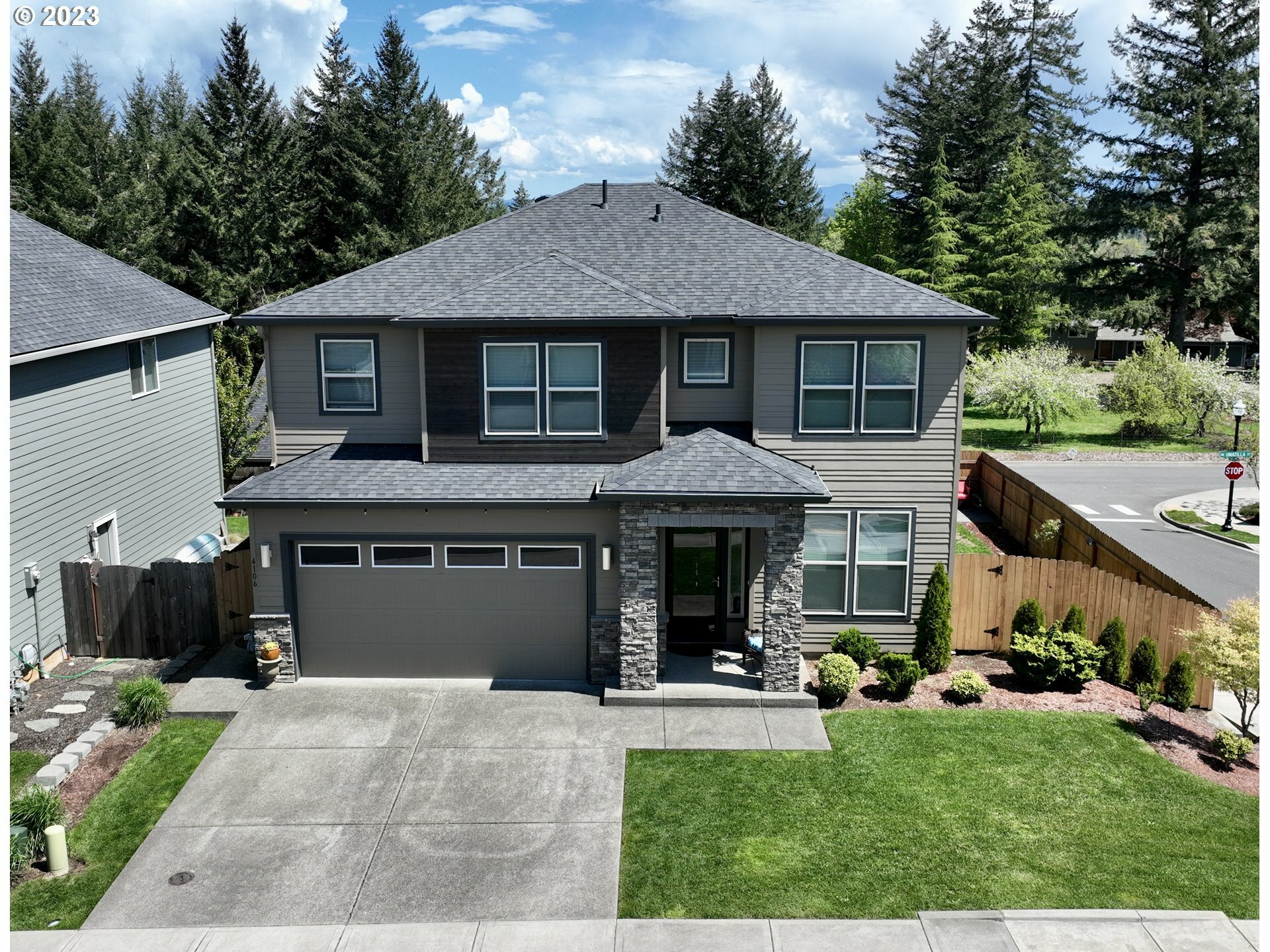 Property Photo:  4106 NE Tacoma Ct  WA 98607 