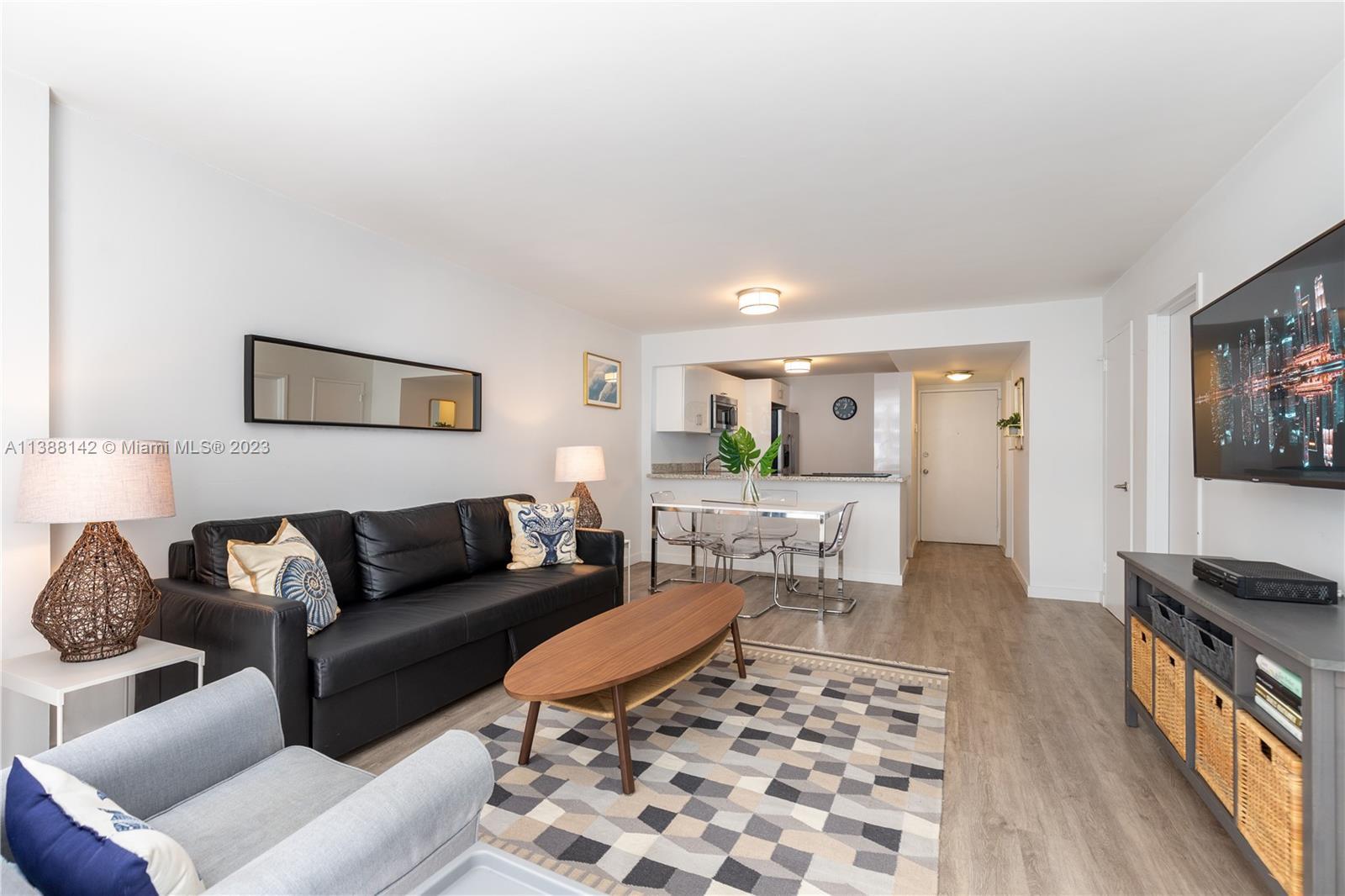 Property Photo: 1228 West Ave 312 FL 33139