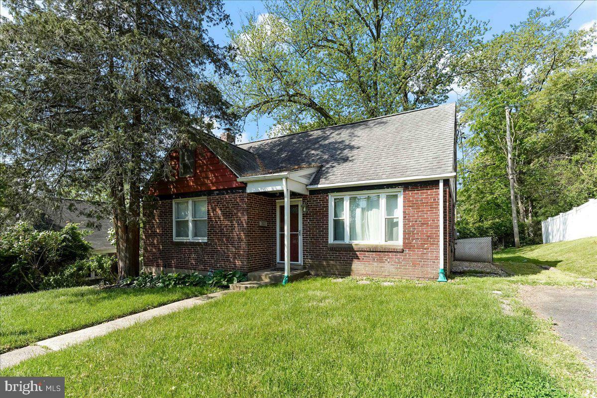 Property Photo: 1232 Old Lane St PA 19026