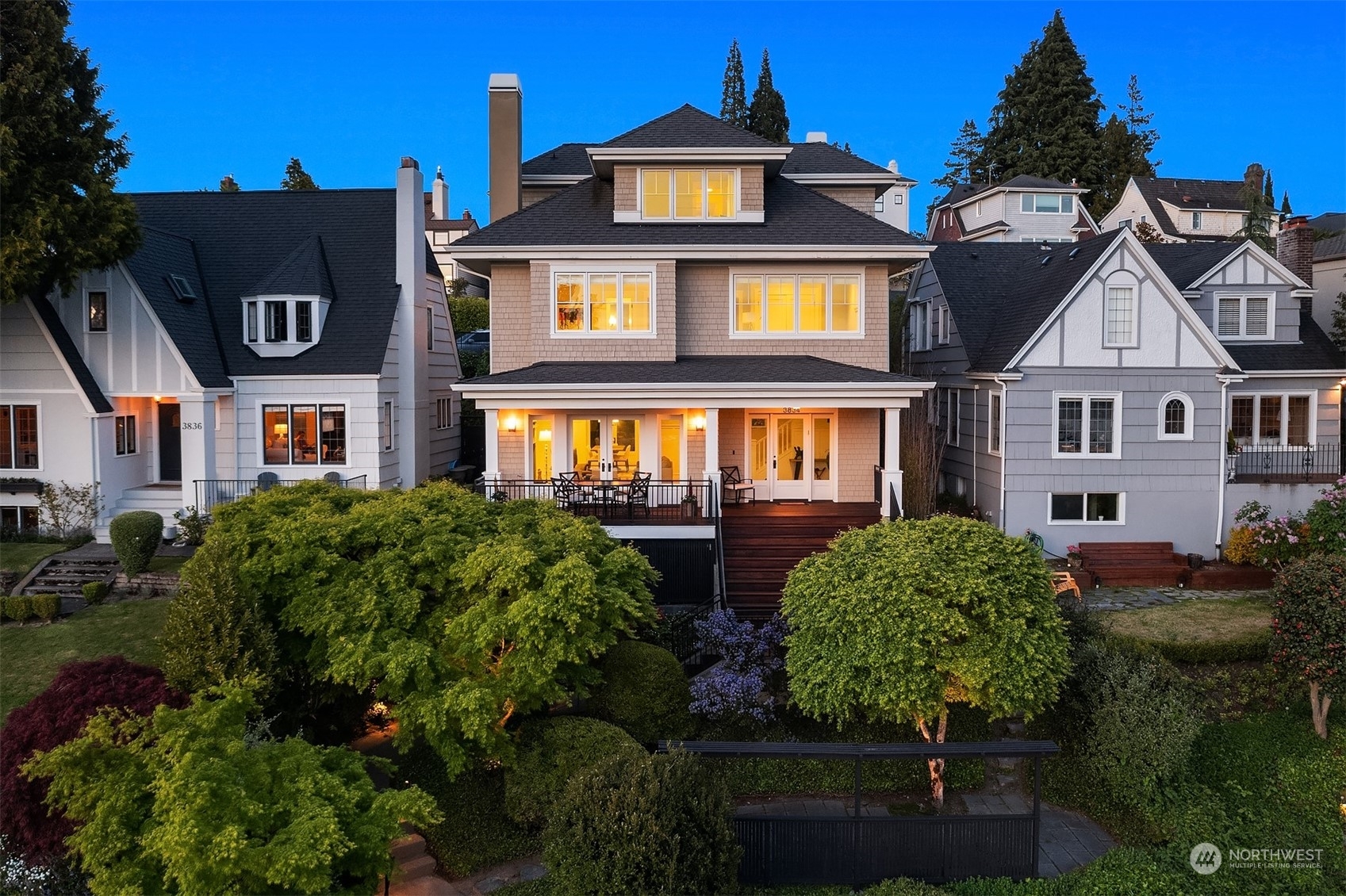 3834 46th Avenue NE  Seattle WA 98105 photo