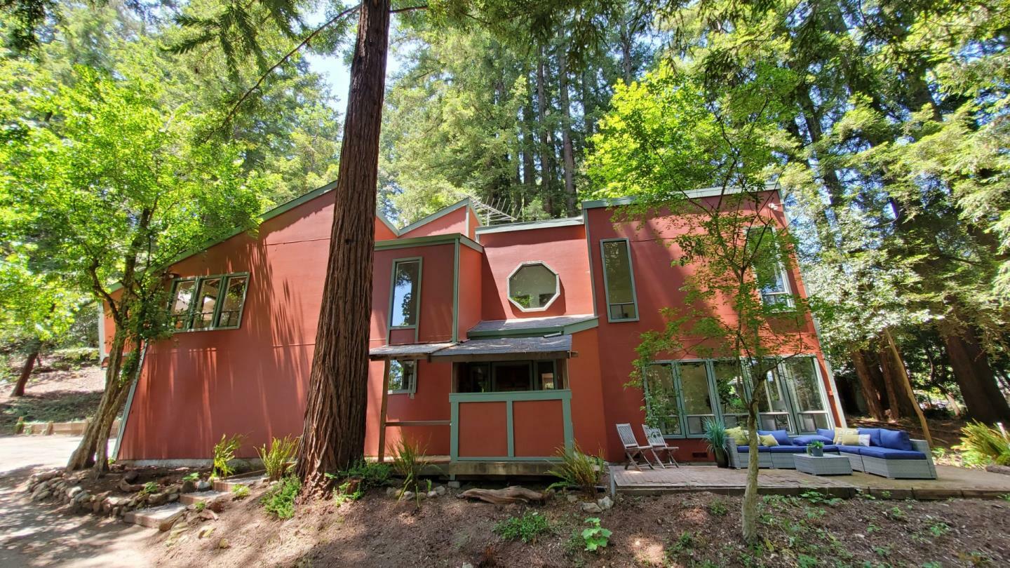 Property Photo: 22540 Echo Drive CA 95033