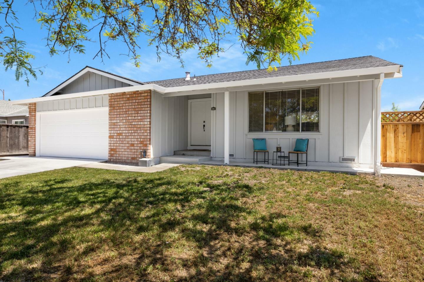 Property Photo:  5562 Shadowcrest Way  CA 95123 