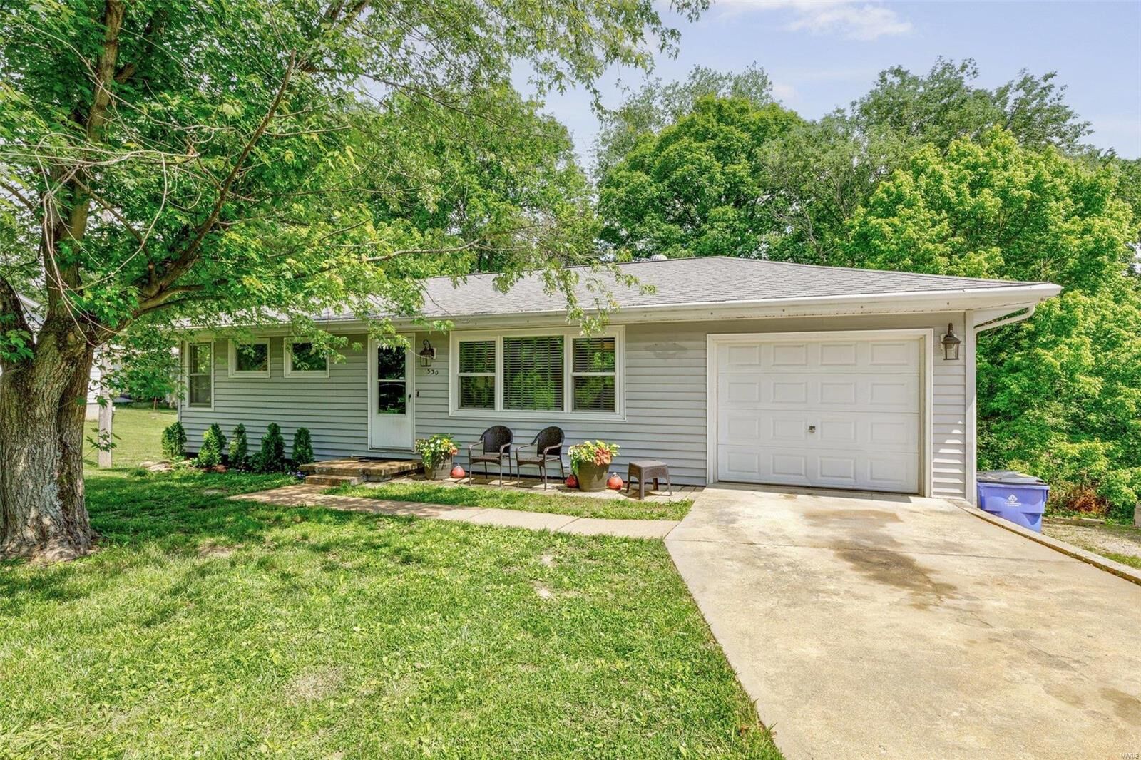 Property Photo: 530 Wall MO 63048