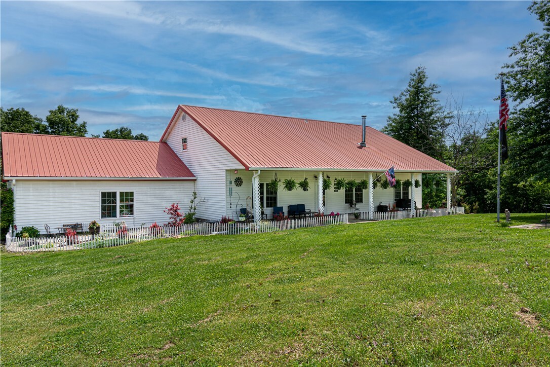 Property Photo: 20270 Woodhaven Drive AR 72738