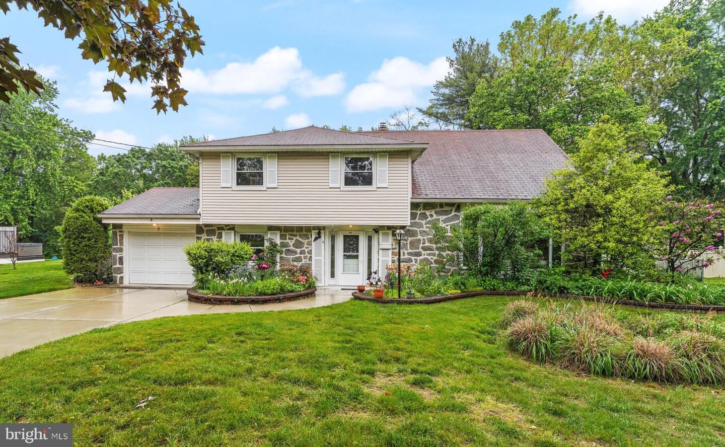 Property Photo:  6 Arbor Road  NJ 08077 