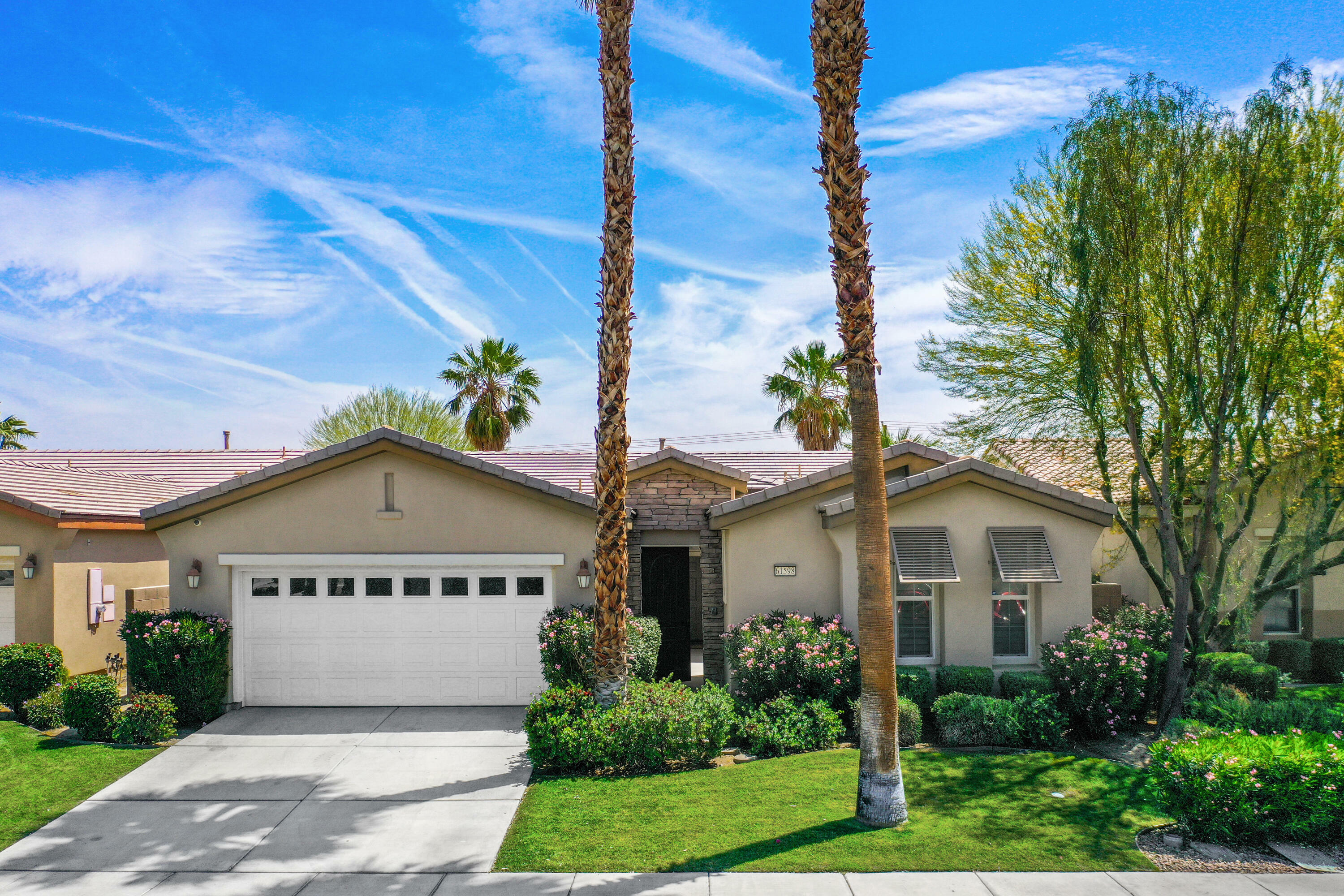 Property Photo:  61598 Fire Barrel Drive  CA 92253 