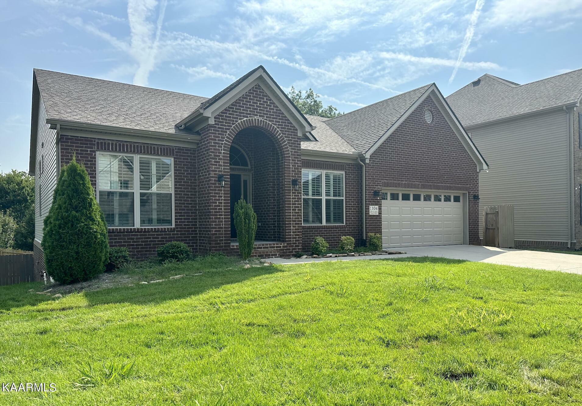 Property Photo:  1104 Westland Gardens Blvd  TN 37922 