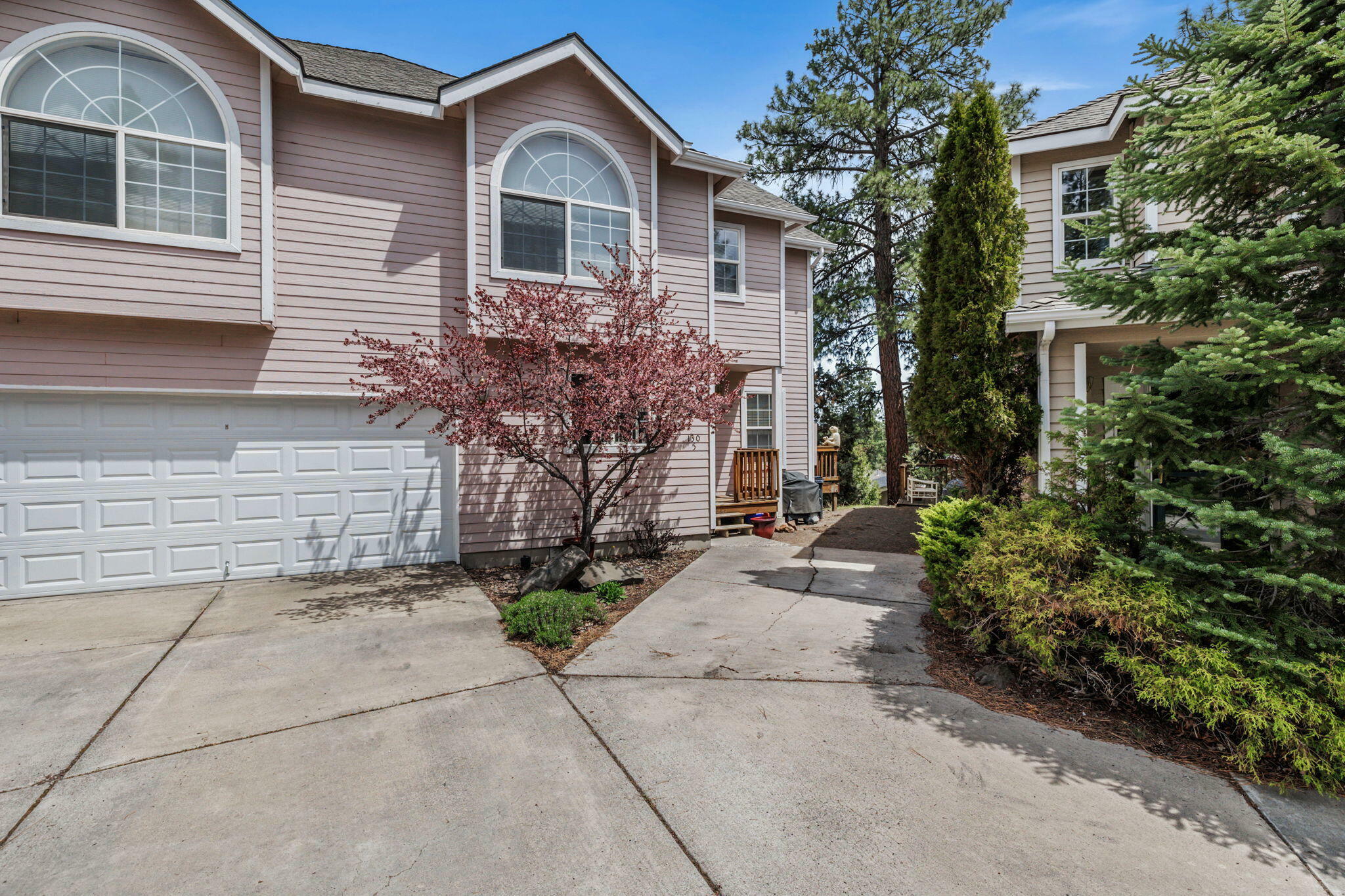 Property Photo: 130 SW Westpine Place 5 OR 97702