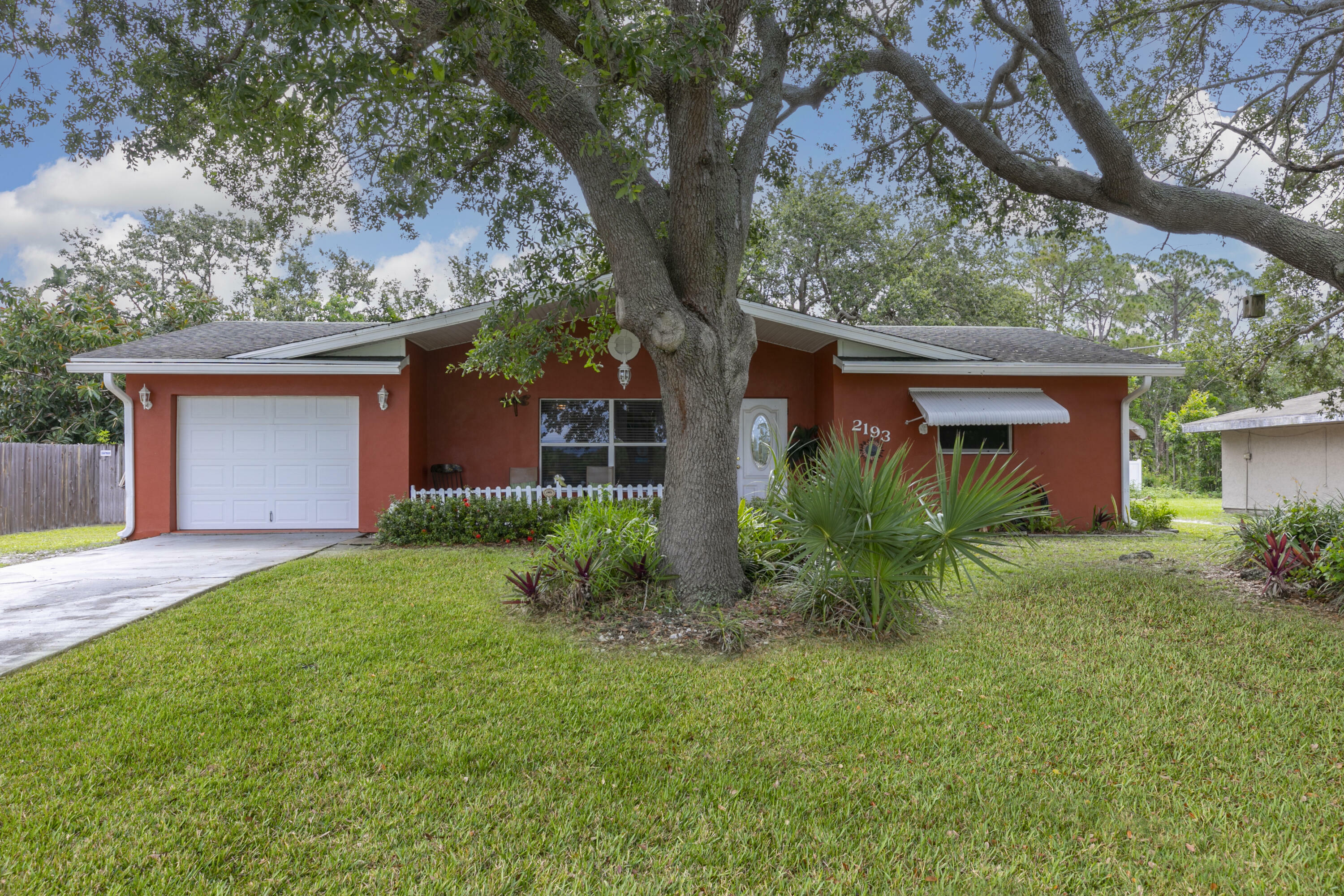 Property Photo:  2193 SE Shelter Drive  FL 34952 