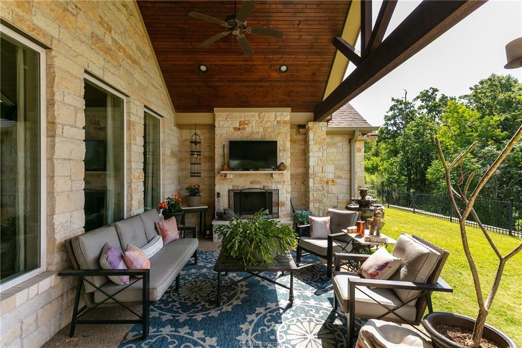 Property Photo: 4682 River Valley Drive TX 77808-2297