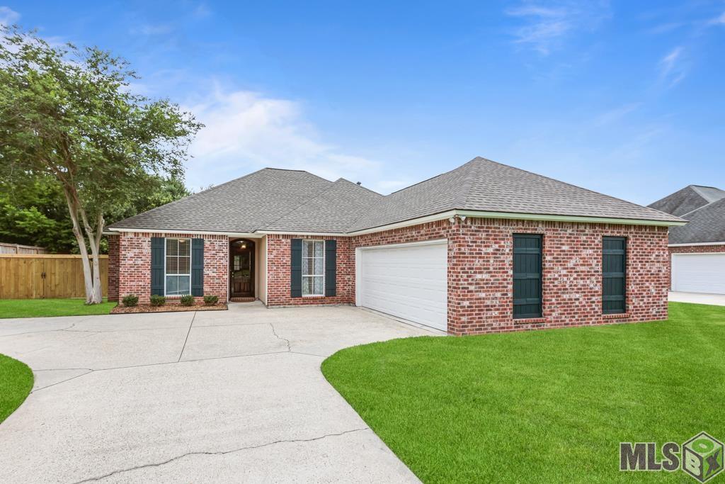 Property Photo:  9045 Worthington Lake Ave  LA 70810 