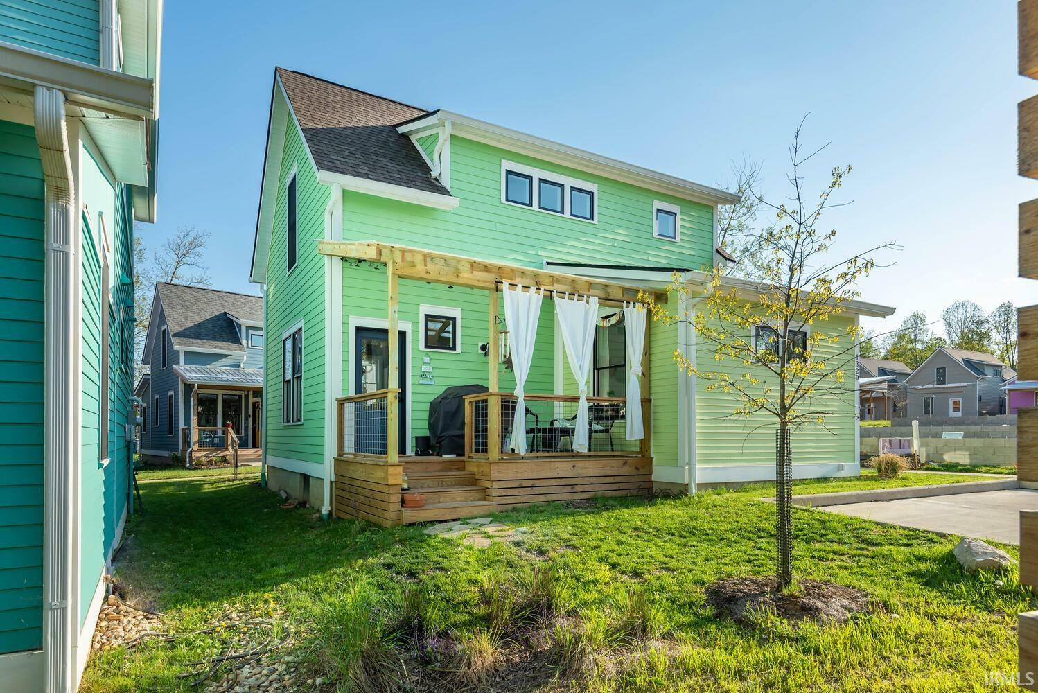Property Photo: 1320 E Short Street IN 47401