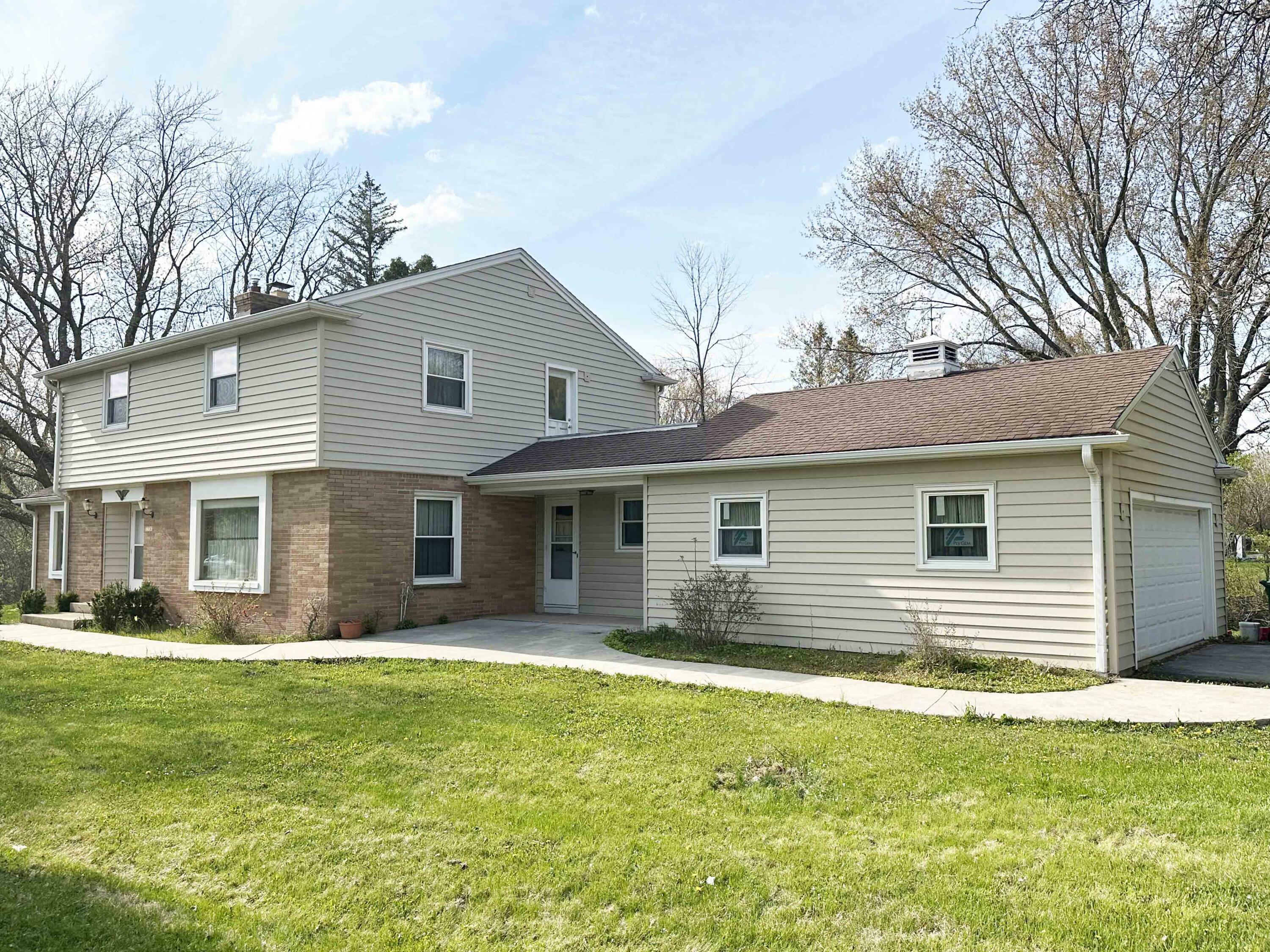 Property Photo: 2230 W Mequon Rd WI 53092