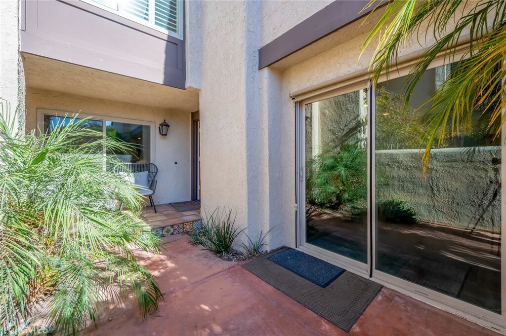 Property Photo:  8305 Milano Drive 8  CA 92646 